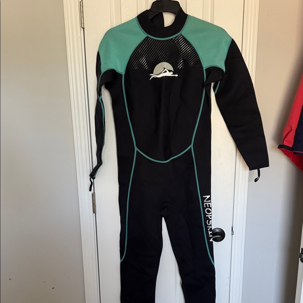 Neopskin Black and Teal Neoprene Wetsuit New Sz XL